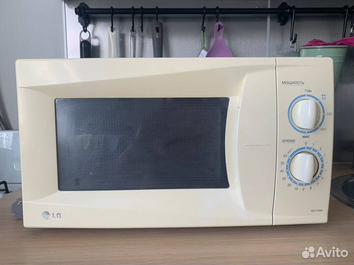 Микроволновая печь LG полностью рабочая
