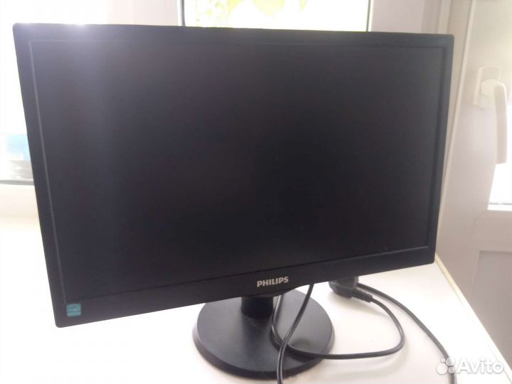 Монитор Philips