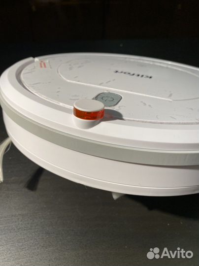 Робот-пылесос kitfort