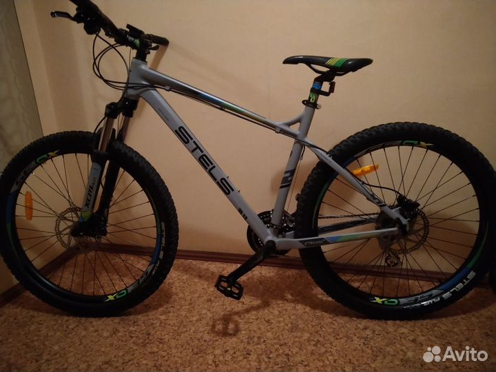 Велосипед stels adrenaline D 27.5