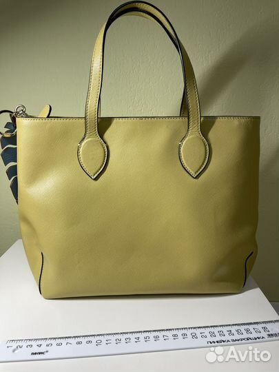 Сумка coccinelle новая