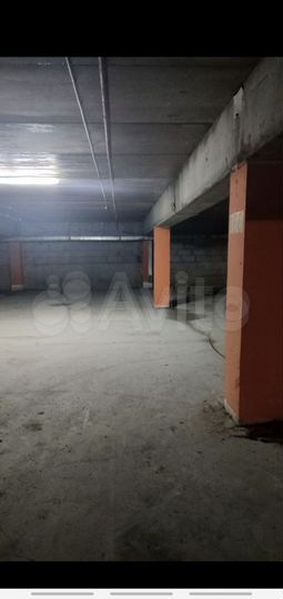 Машиноместо, 15 м²