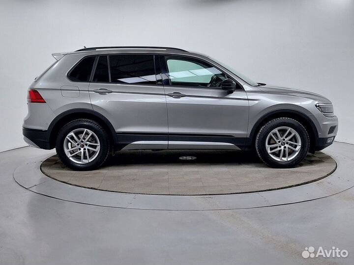 Volkswagen Tiguan 2.0 AMT, 2019, 99 136 км