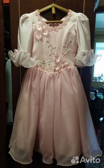 Платье на праздник для девочки
