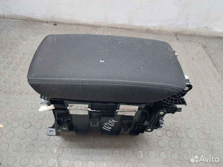 Подлокотник Honda Civic 2021, 2023