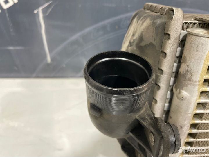 Интеркулер левый Audi Allroad C5 BES 2003