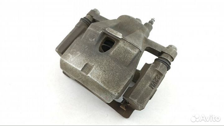 Суппорт передний левый Toyota Vitz SCP90 2007