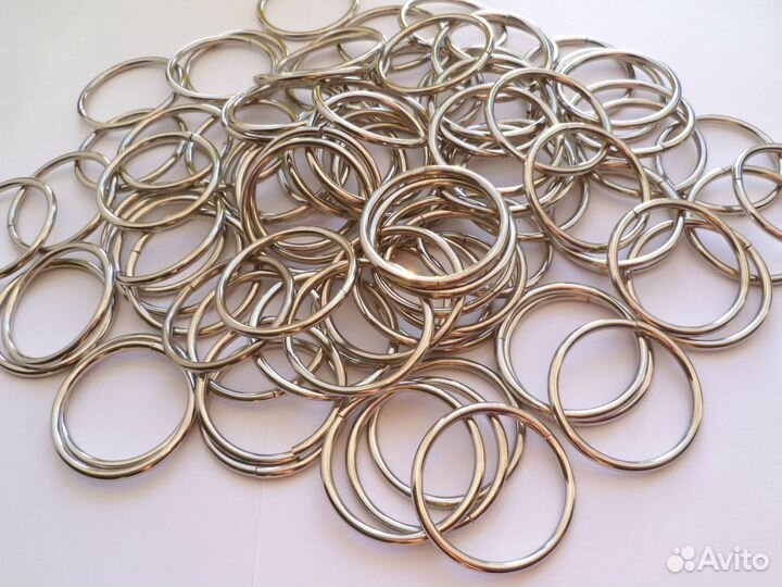 Кольца металлические большие разные