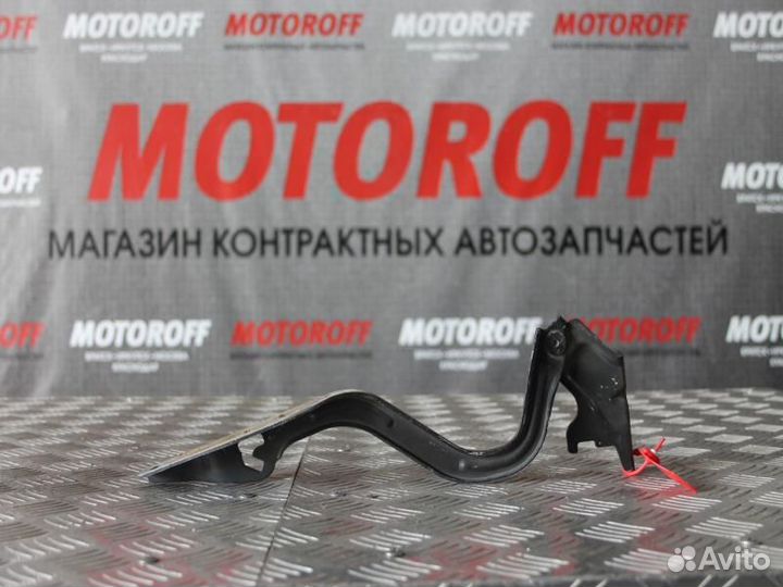 Шарнир капота Сузуки Свифт ZC71S правый А076