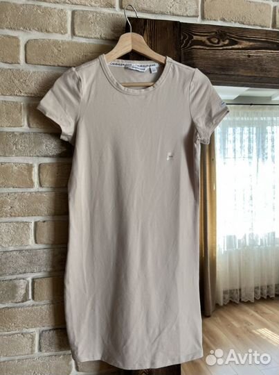 Платье Calvin Klein XS Новое