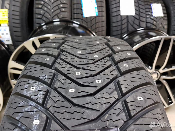 Yokohama Ice Guard IG65 275/50 R20