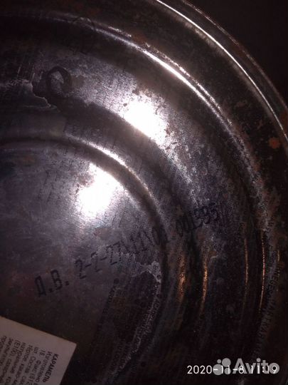 Ведро железное с крышкой