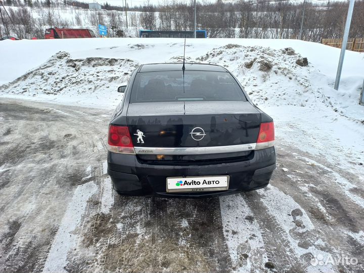 Opel Astra 1.8 МТ, 2008, 222 000 км