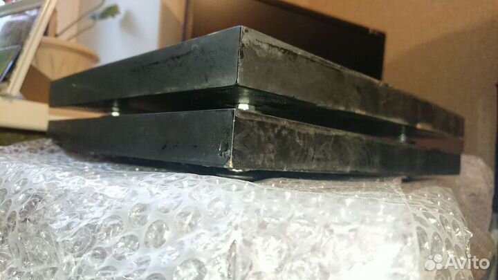 Стойки для акустики