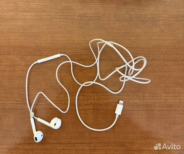 Наушники apple earpods lightning