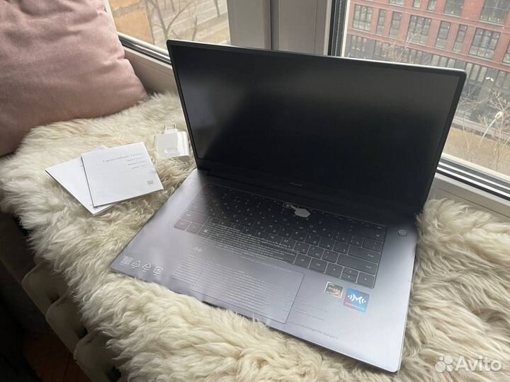 Продаю новый ноутбук