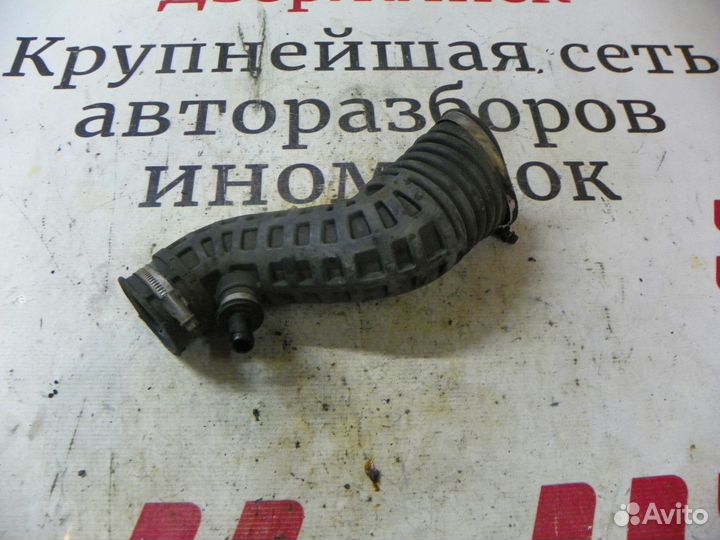 Патрубок воздушного фильтра Nissan X-Trail