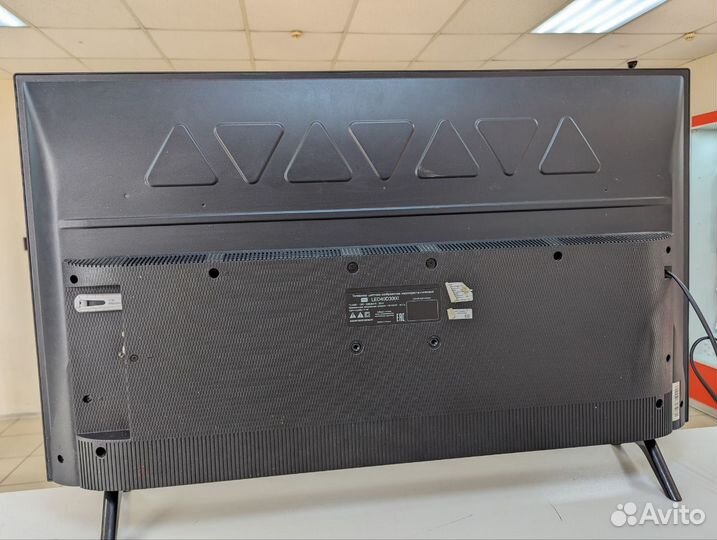 Телевизор TCL LED40D3000 Black