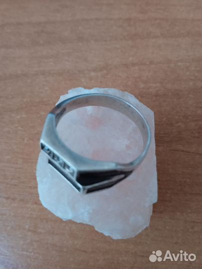 Мужской перстень