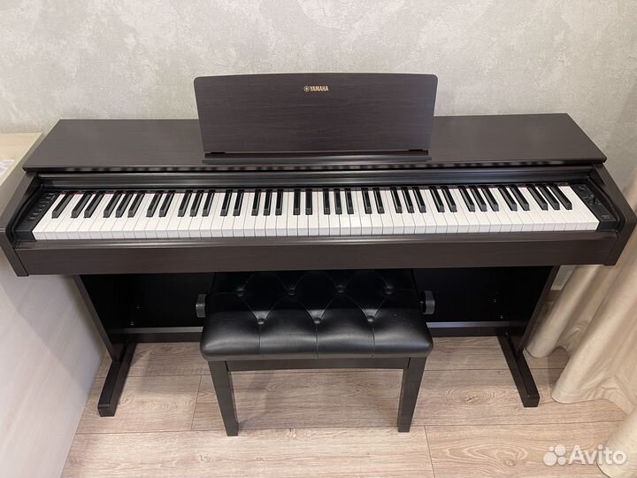 Цифровое пианино Yamaha YDP-143