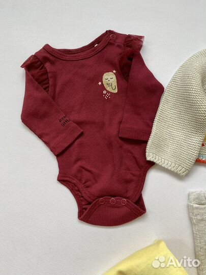 Очень красивый комплект одежды от 56 до 68 см