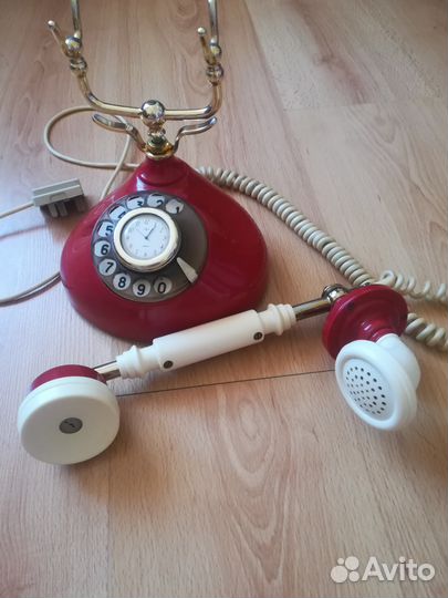 Ретро телефон