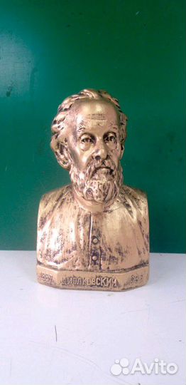 Бюст К. Э. Циолковского