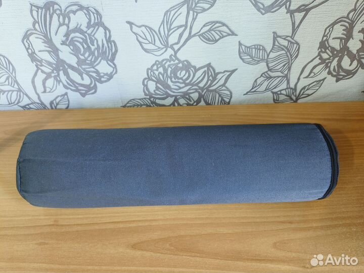 Подушка валик