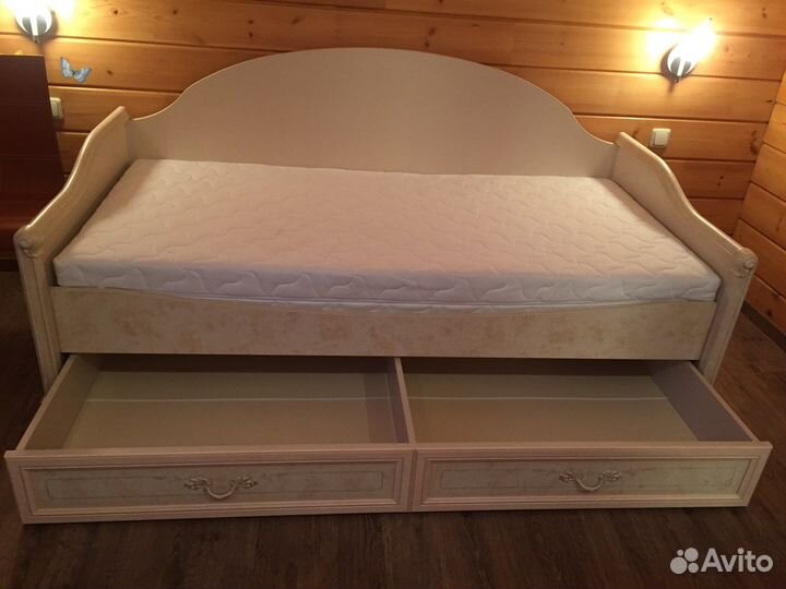 Диван-кровать детский