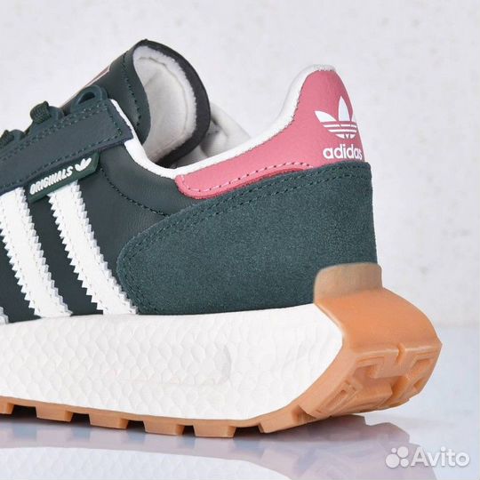 Кроссовки Adidas Retropy женские