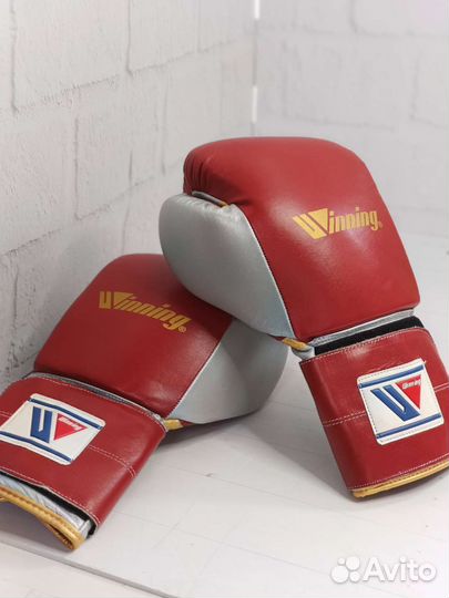 Боксерские перчатки