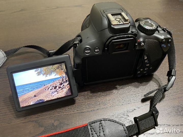 Фотоаппарат Canon EOS 650D