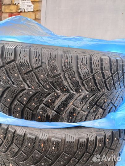 Michelin X-Ice North 4 195/65 R15