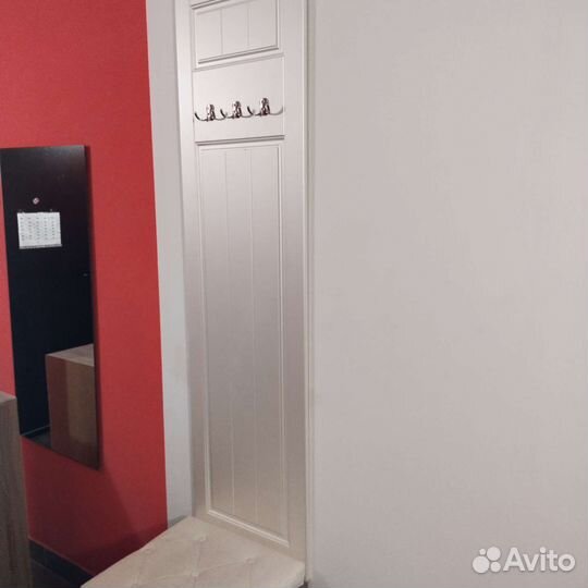 Пуфик+вешалка для одежды