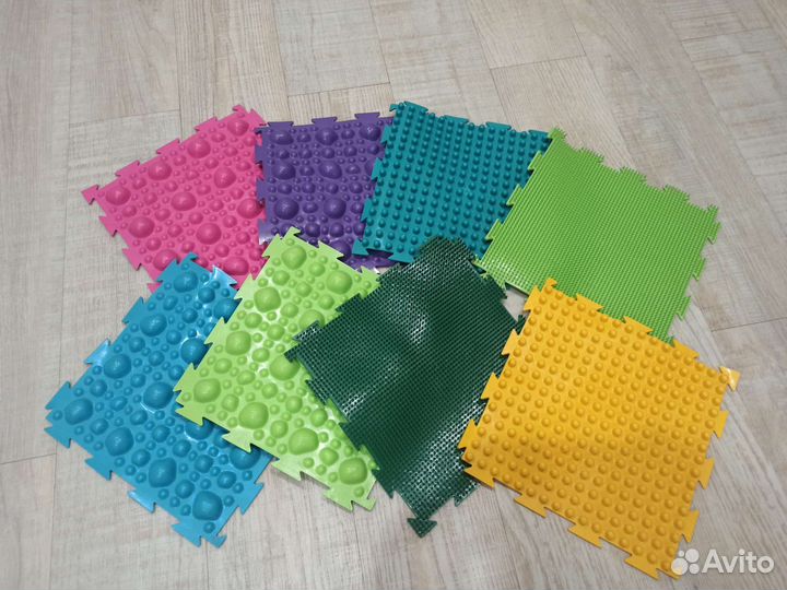 Массажный ортопедический коврик (пазл 8 шт)