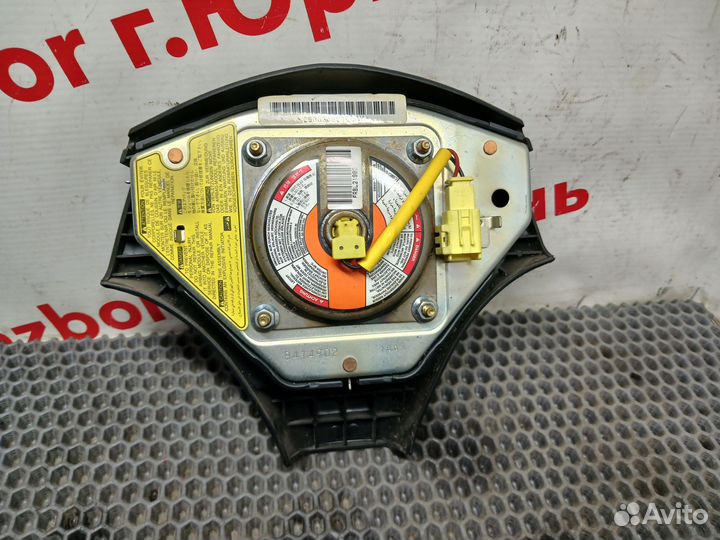 Подушка безопасности в руль Toyota Vitz