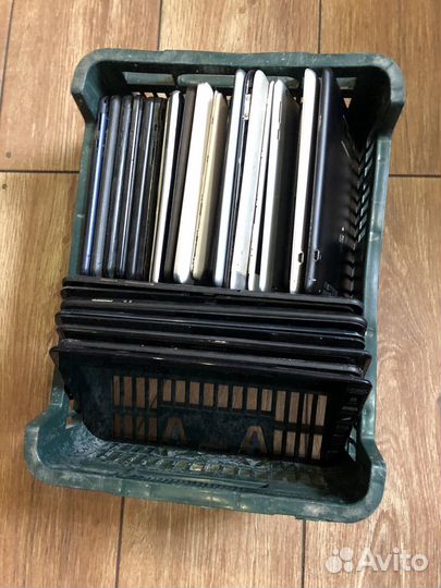 Планшеты на запчасти одним лотом 25шт