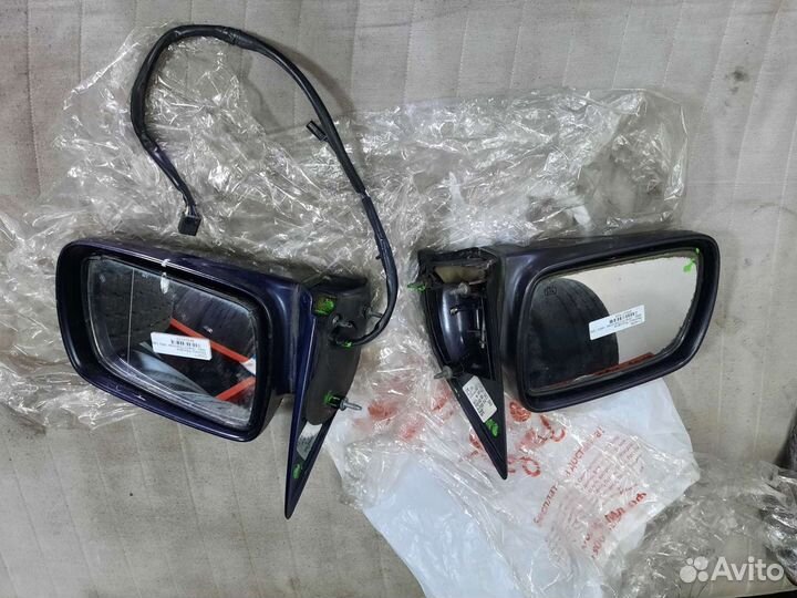 Зеркало заднего вида