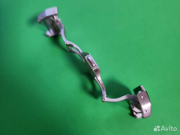 Замок - бабочка Cartier santos 100