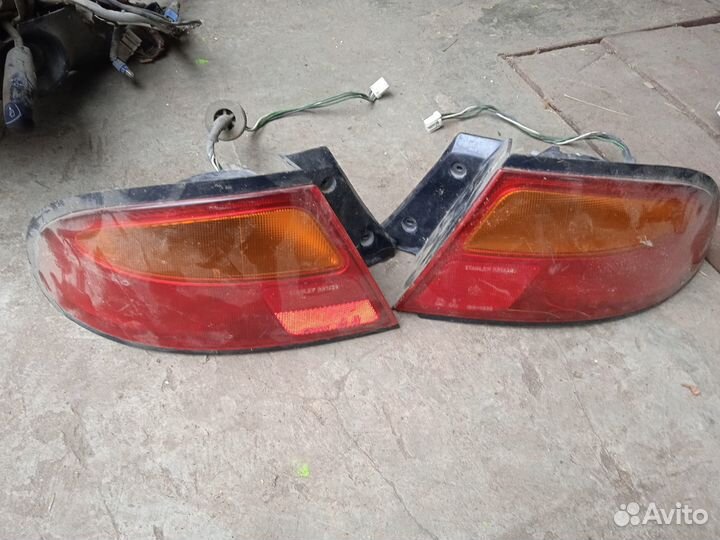 Крышка багажника на Mazda 323f BA