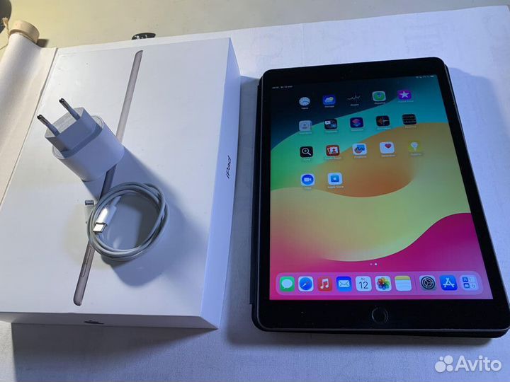 iPad 2020 8 поколения 32gb в отличном состоянии