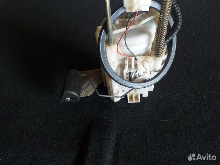 Насос топливный Toyota Camry V50 2.5 2014 год