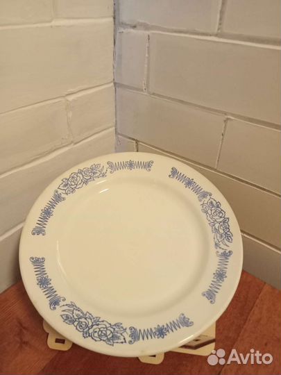 Тарелки СССР разные