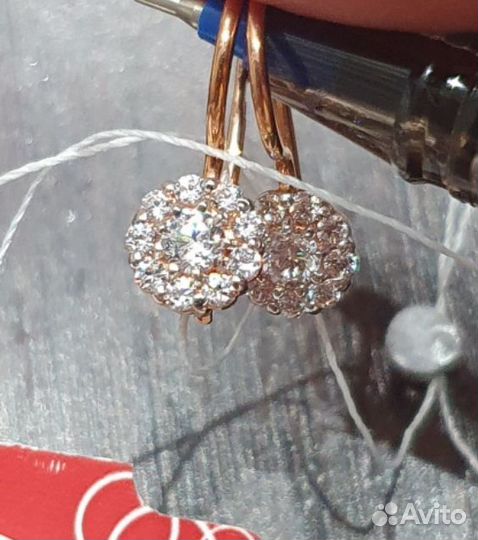 Золотые серьги