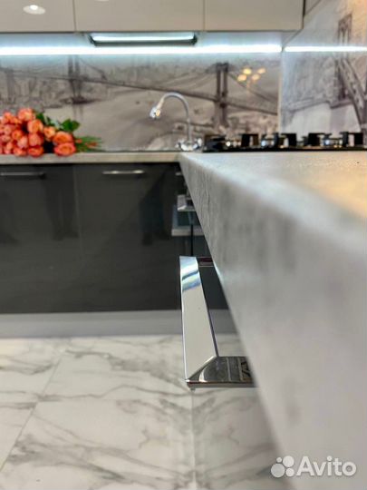 П образная кухня на заказ. Фабрика