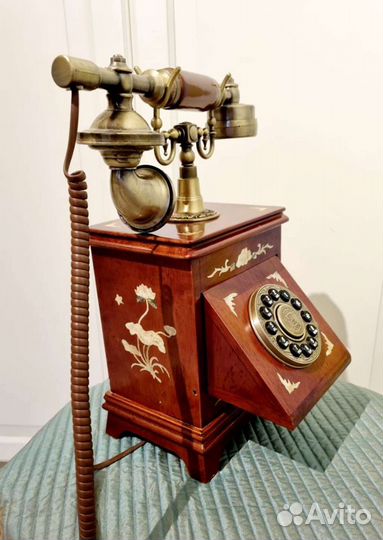 Ретро телефон кнопочный