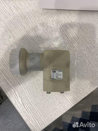 Спутниковый конвертер Twin Universal