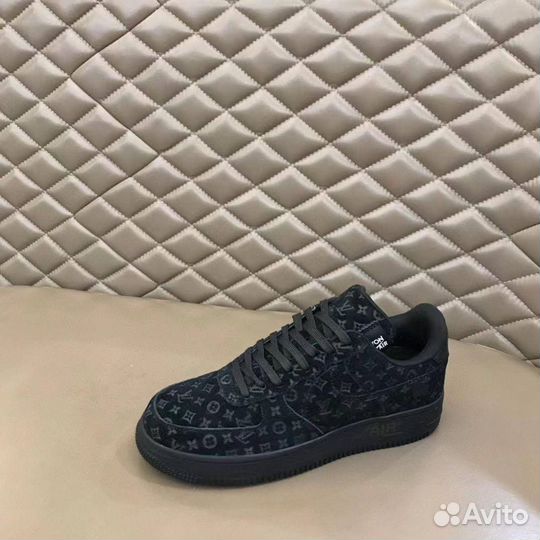 Роскошные кроссовки Louis Vuitton x Nike Air Force 1