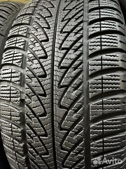Goodyear UltraGrip 8 Performance 225/40 R18