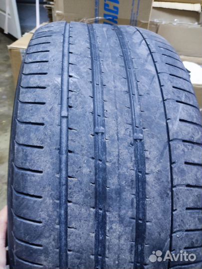 Pirelli P Zero 285/40 R21 и 315/35 R21 111Y